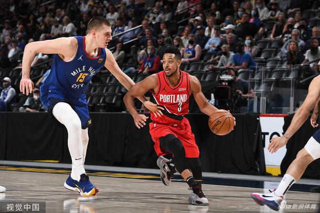 以比赛中的 以比赛中的