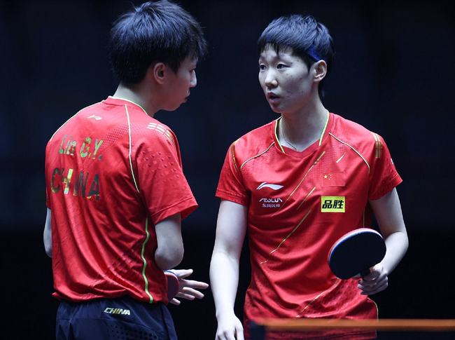 他在赛场上 他在赛场上